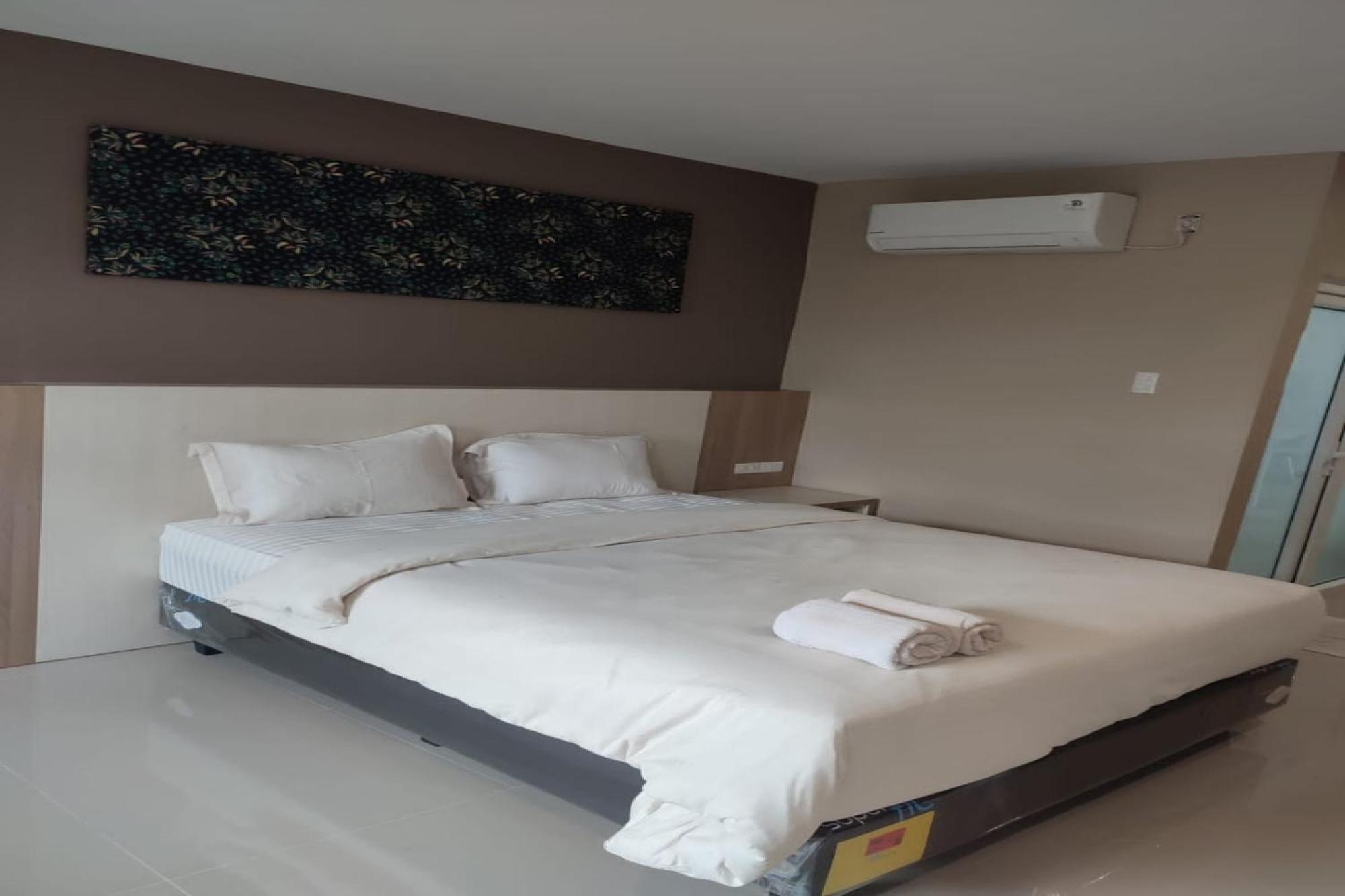 แคปปิตัล โอ 2018 เกาต์เฮาส์ ถนนวงแหวน ชาเรียะฮ์ Hotel บันดาอาเจะห์ ภายนอก รูปภาพ